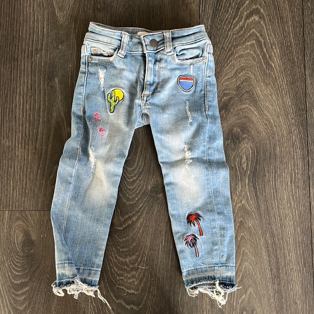 Cutest little girl jeans with patches size 2